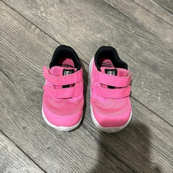 • Nike • Kids Star Runner 2 (TDV) Sneaker Pink Glow/Photon Dust-Black US 6 - Picture 2 of 5